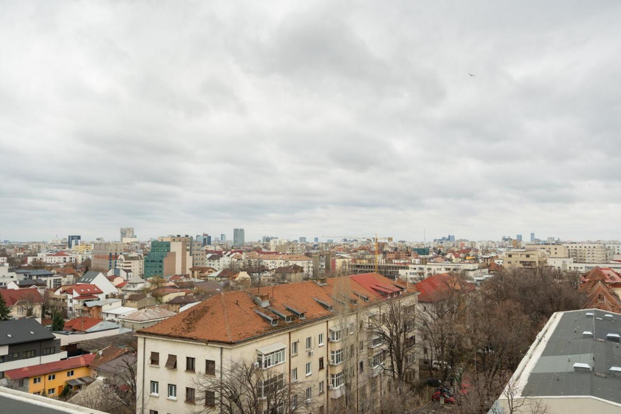 Appartamento Jungle Escape - Luxe 1-Br Haven In Bucarest Esterno foto